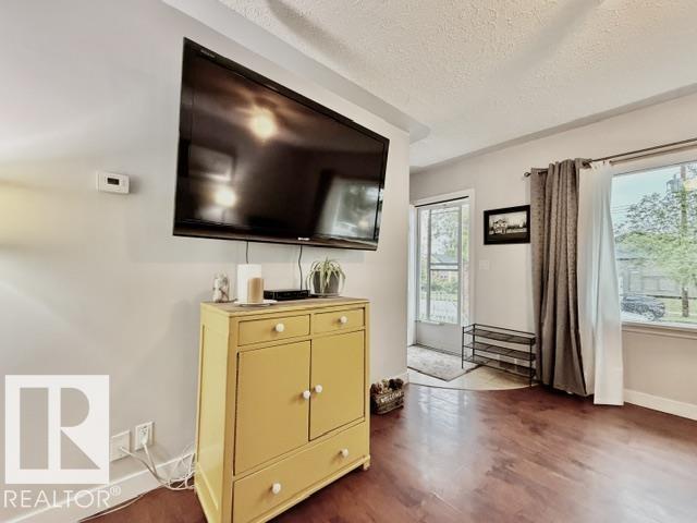5611 51 AV — photo 10
