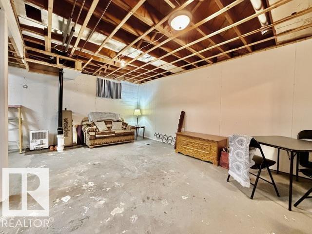 5611 51 AV — photo 26