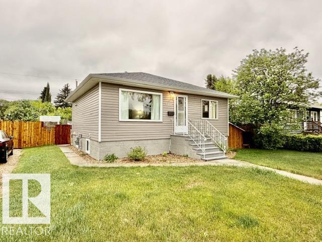 5611 51 AV - photo 3