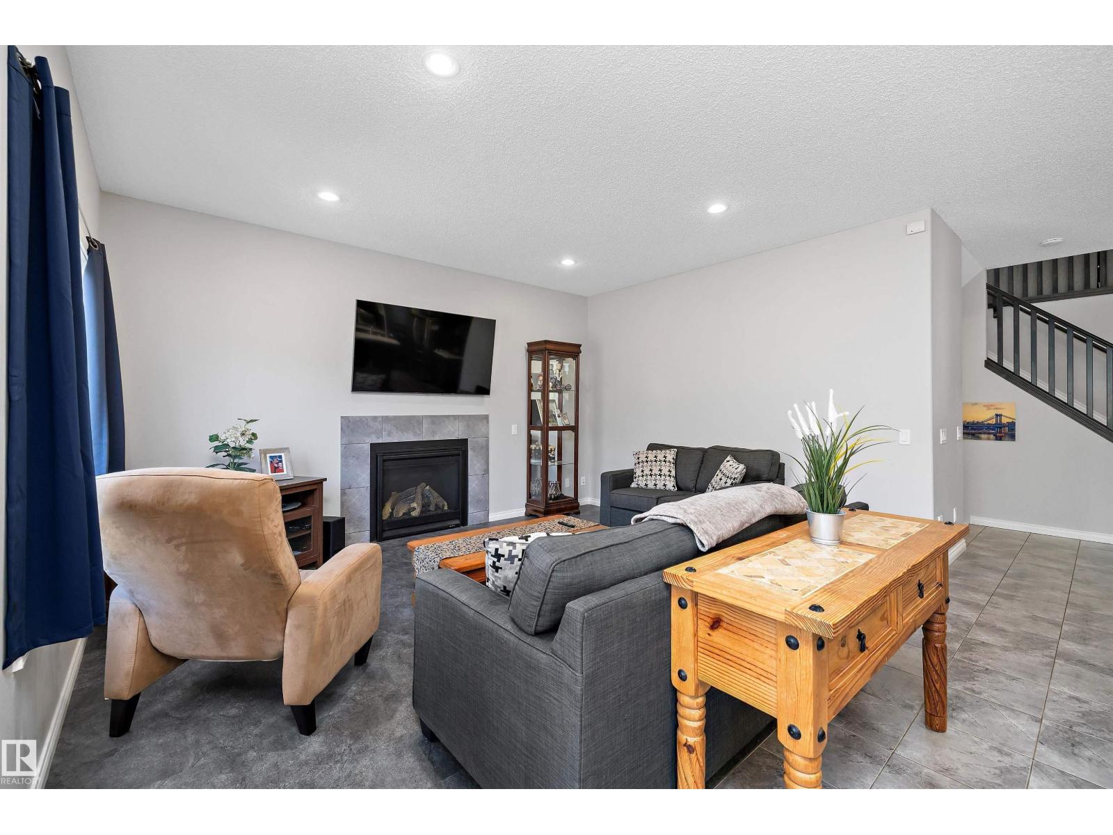 17312 126 ST NW - 15
