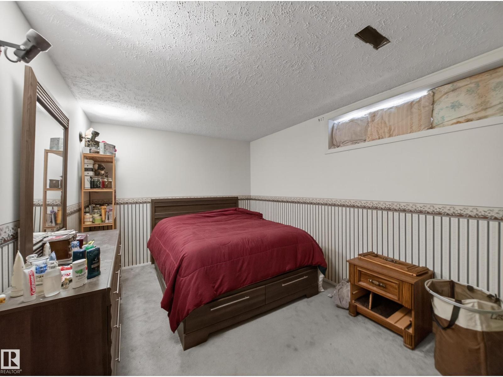 18416 90 AV NW - 42
