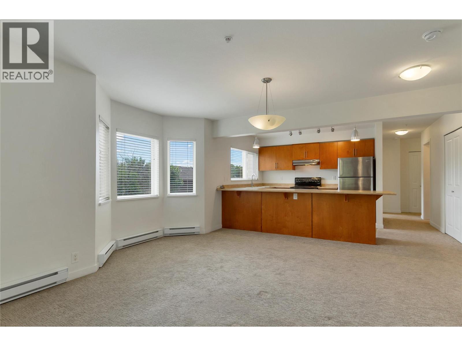 #206 4205 27 Street - 8