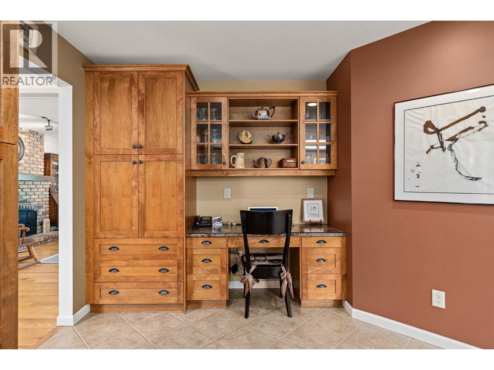  811 Coronado Crescent, Kelowna