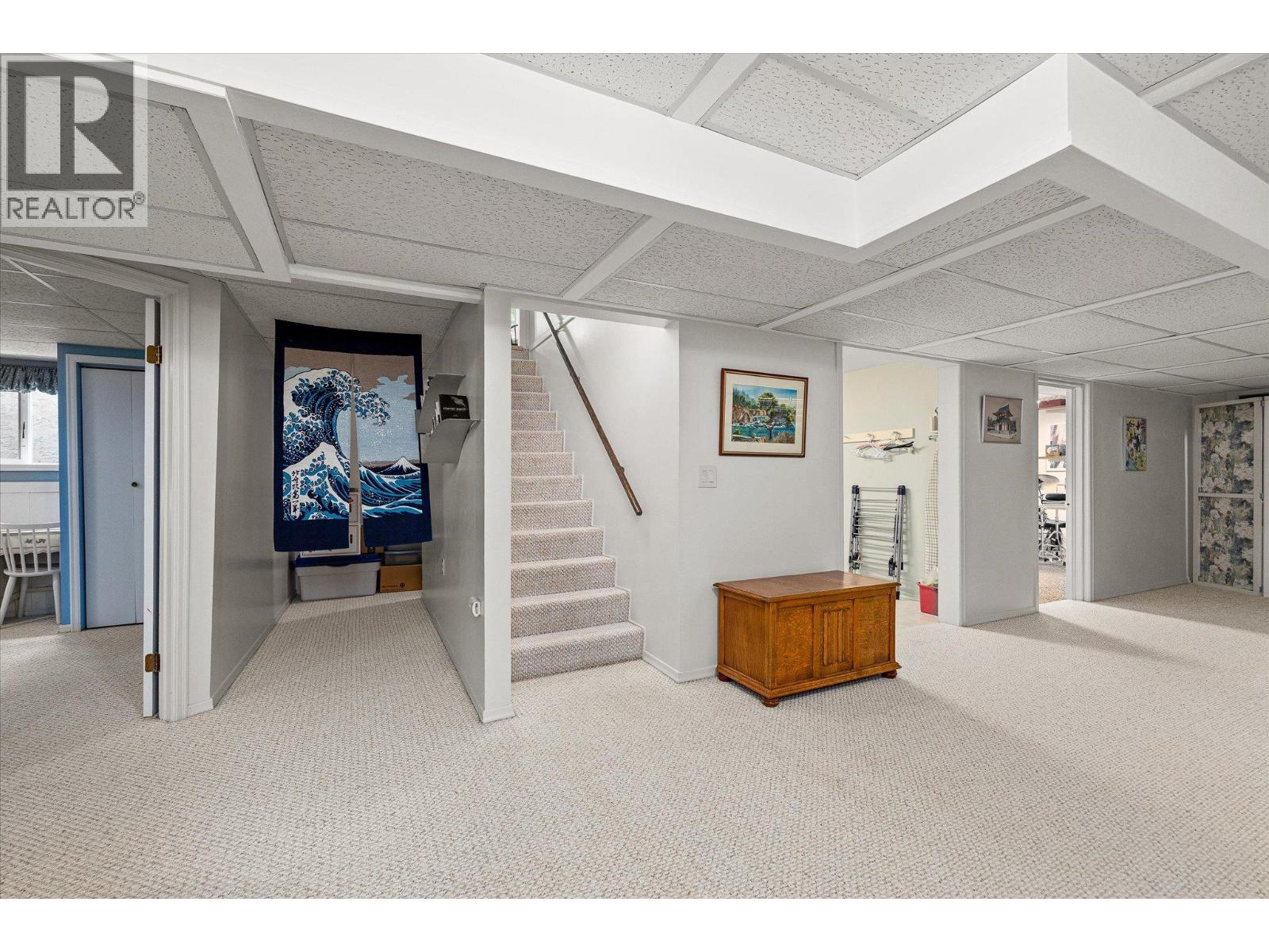  811 Coronado Crescent, Kelowna