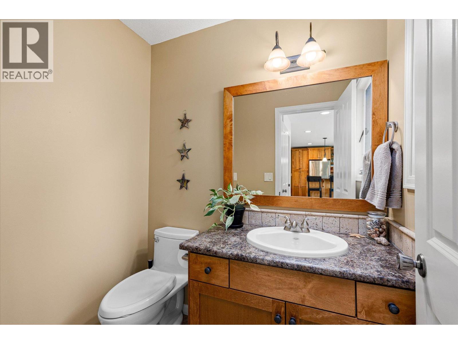  811 Coronado Crescent, Kelowna