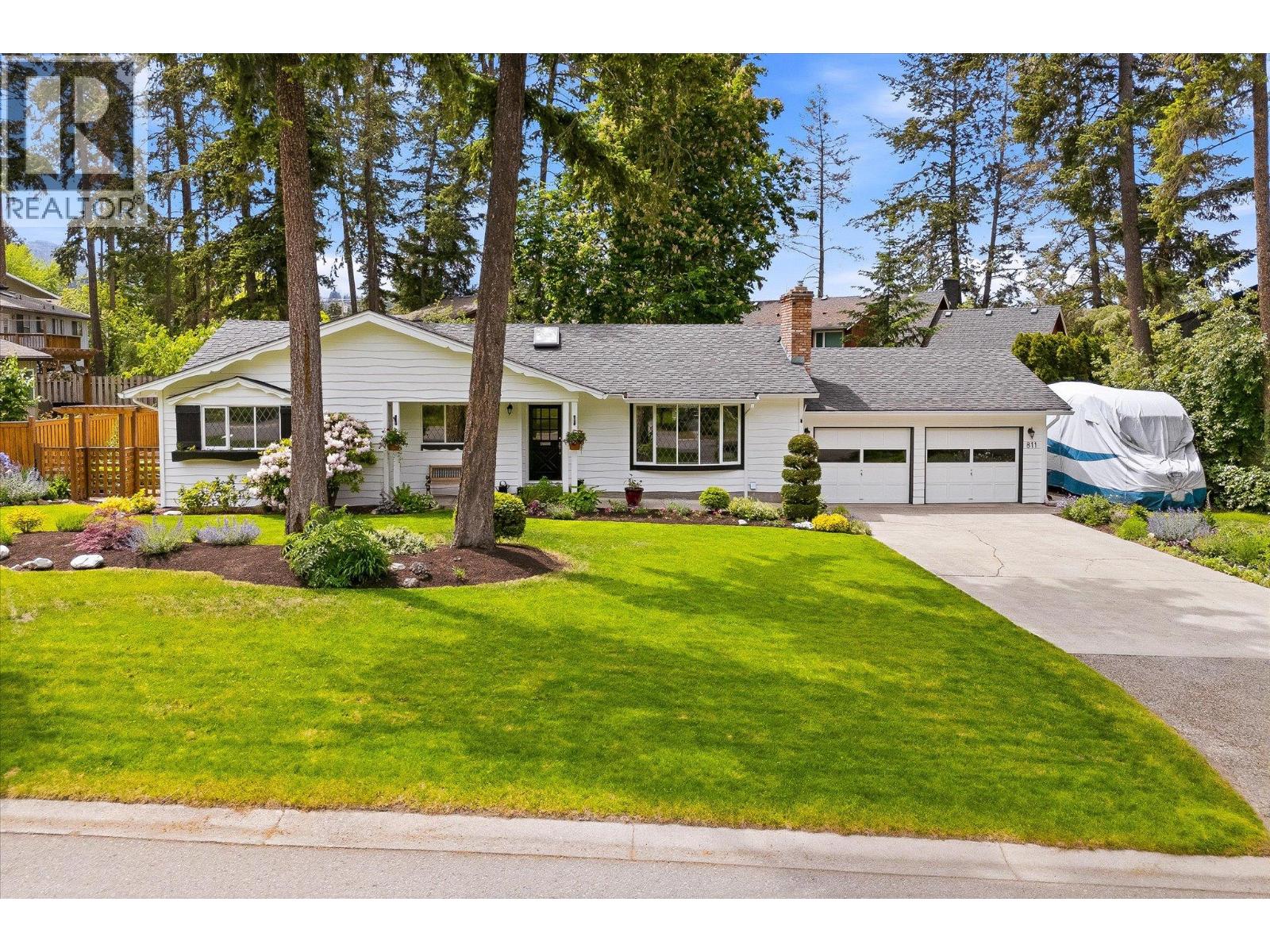  811 Coronado Crescent, Kelowna