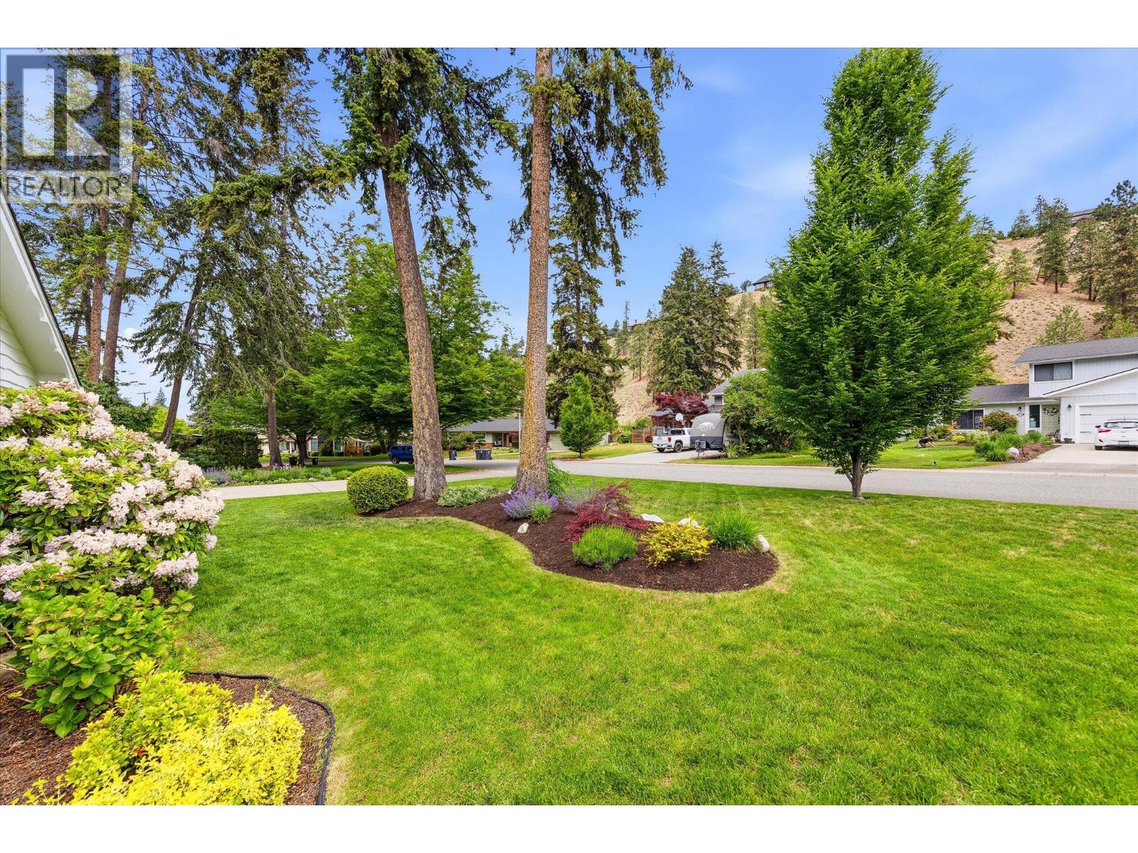 811 Coronado Crescent, Kelowna