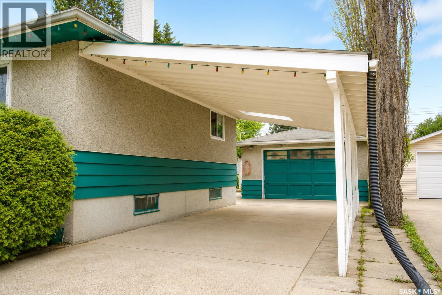 806 Cascade STREET - 29