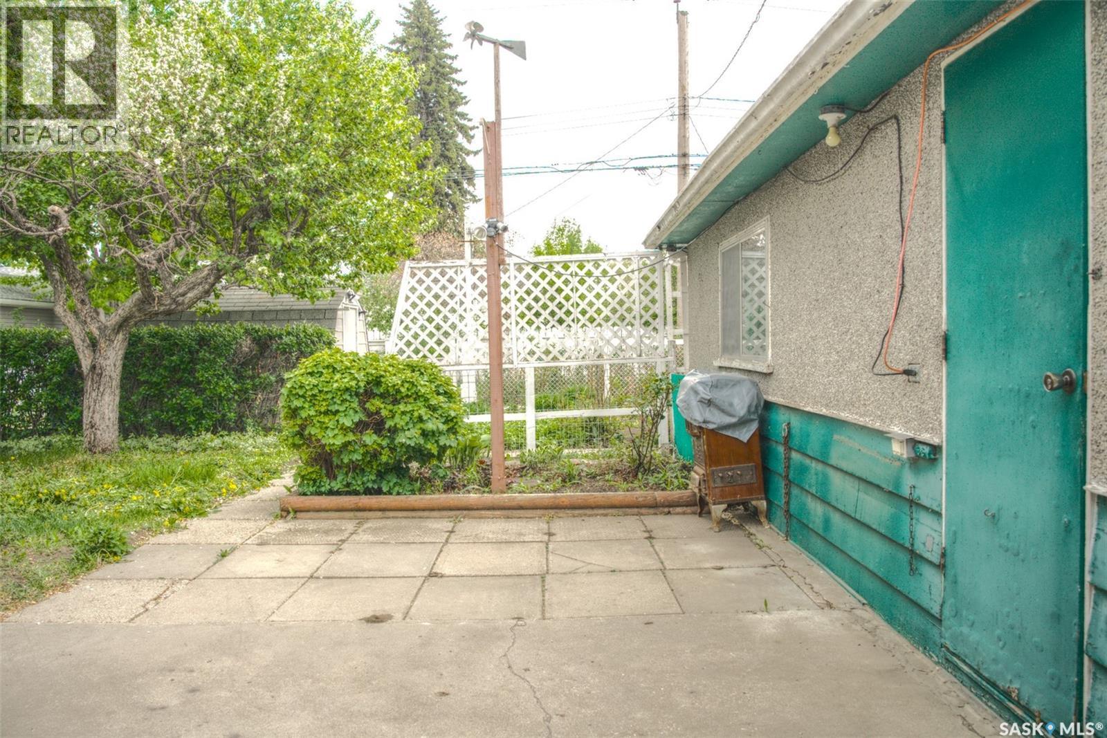 806 Cascade STREET - 36
