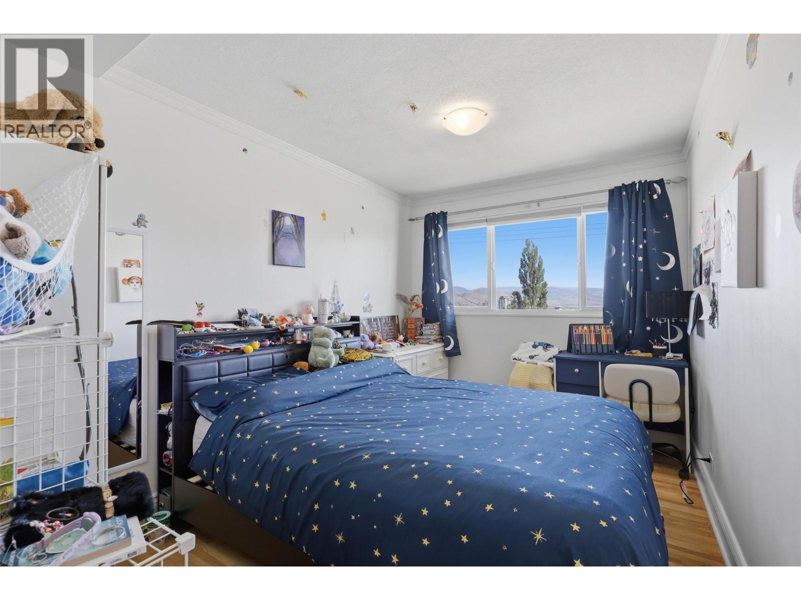 677 FRASER Street - 21