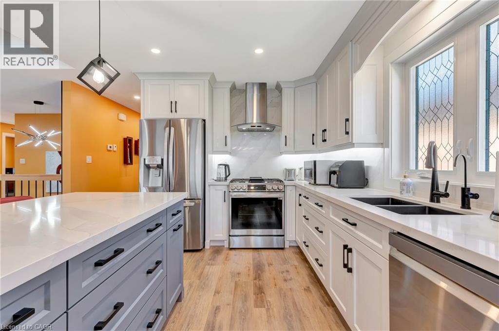 5-bedroom home for sale at 5 JOHN POUND Road Unit# 22, Tillsonburg ON · photo 24 of 42