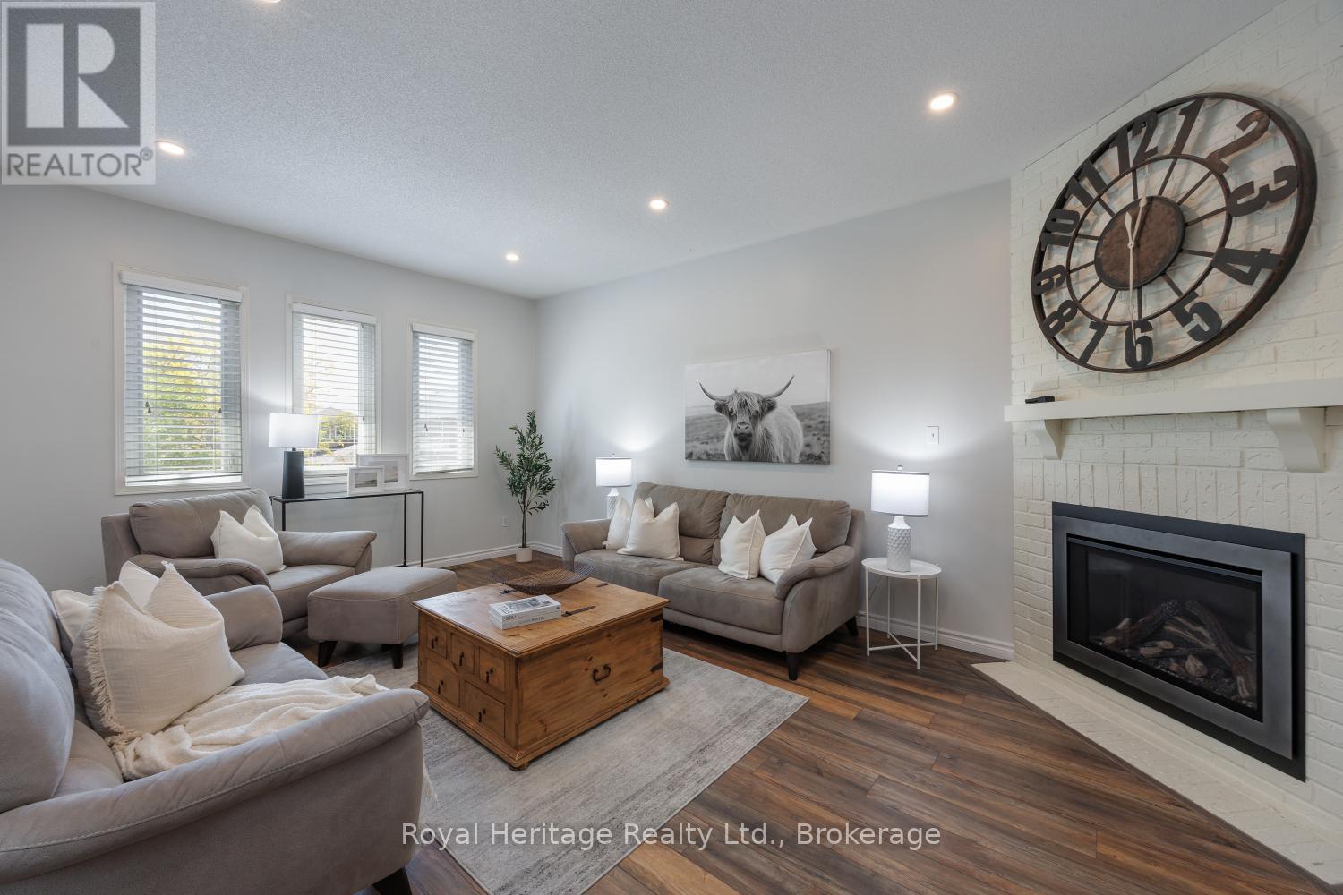 16 DONALD WILSON STREET - 34