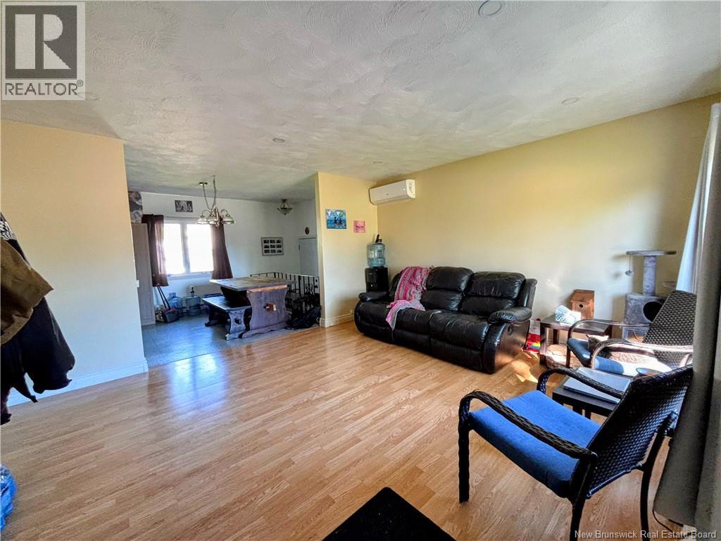 5 Pelton Street - Image 2