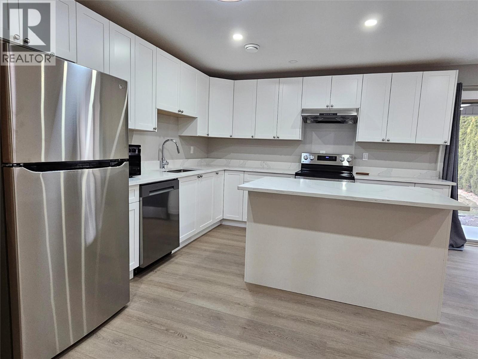 2854 Auburn Road - 48