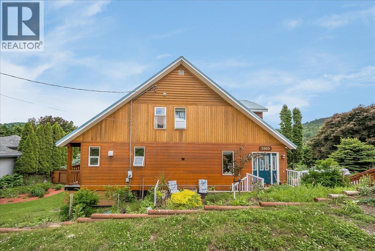 2005 Kootenay Avenue - 3