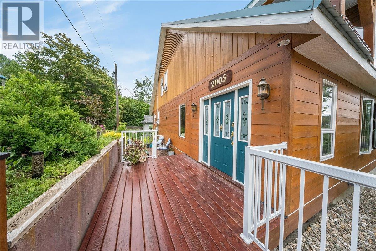 2005 Kootenay Avenue - 8