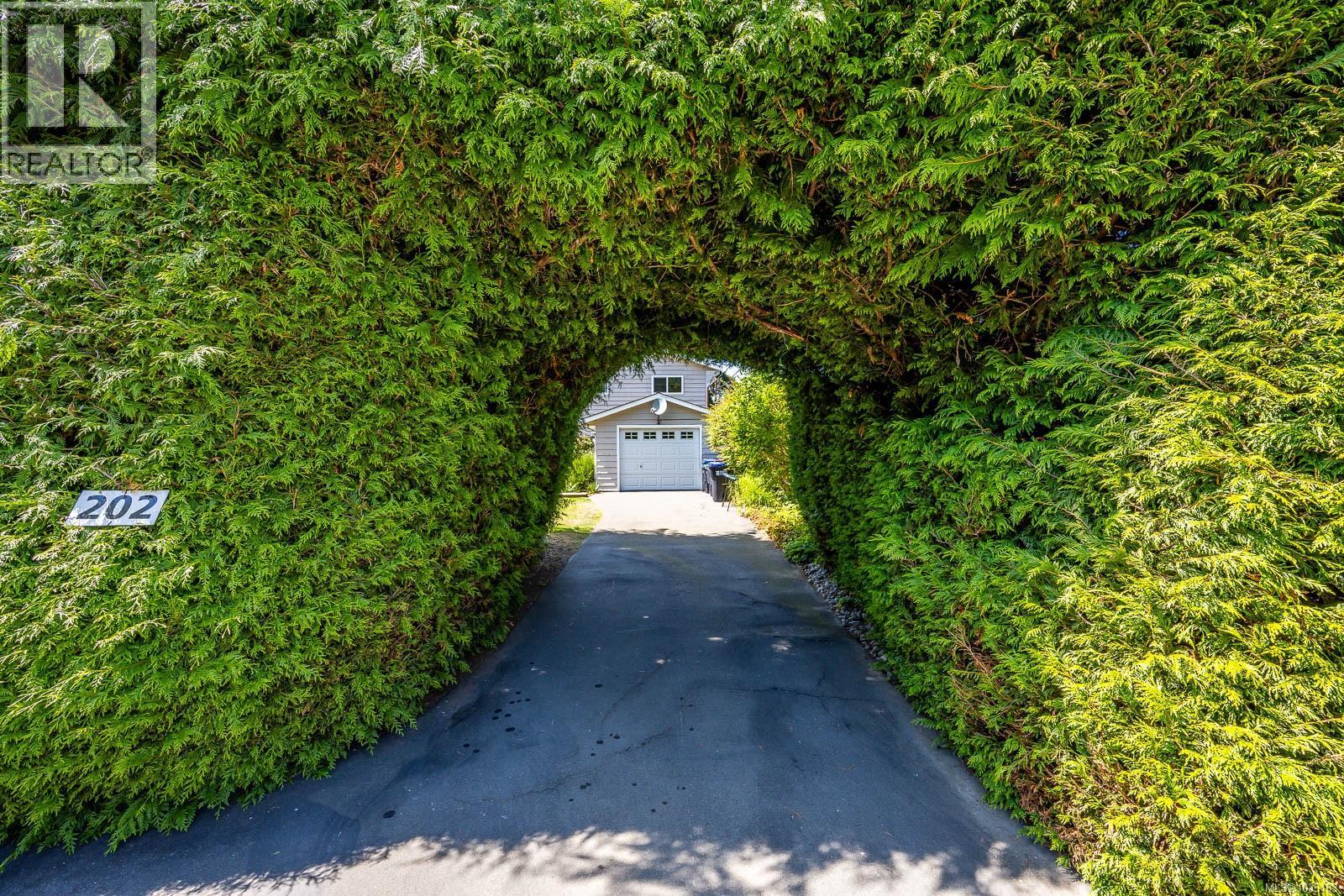 200 Crome Point Rd - 26