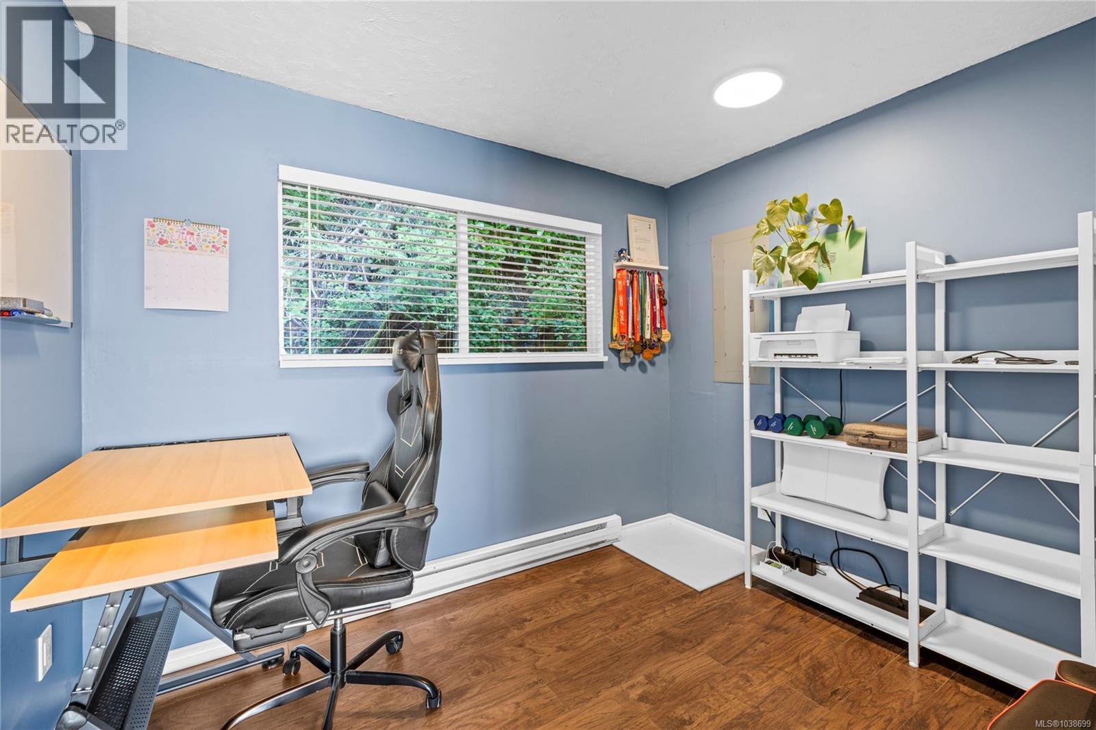 #10 345 Chemainus Rd - 24