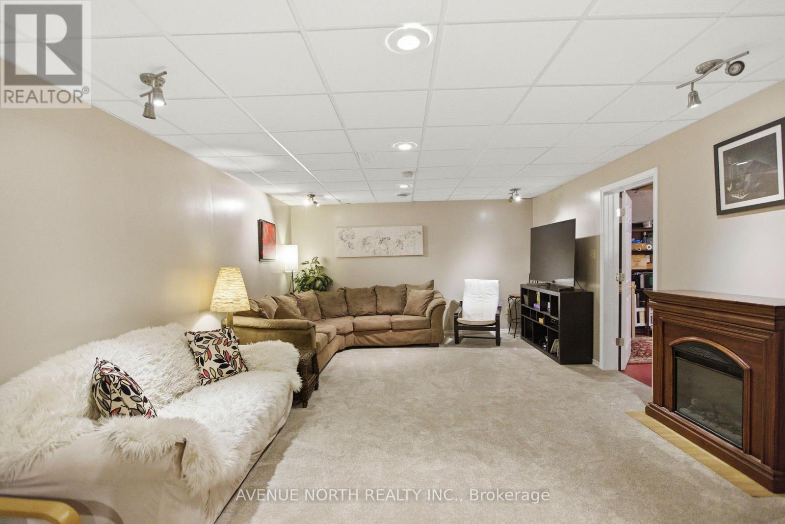 4446 STONECREST ROAD - 39
