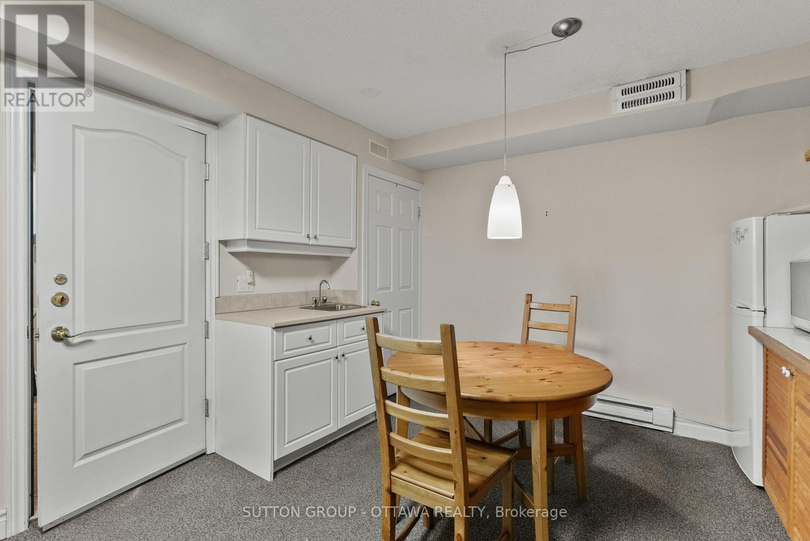 Office for Rent in Ottawa – 201 – 117 MURRAY STREET, Ottawa – MLS# X13237362 - Image 27