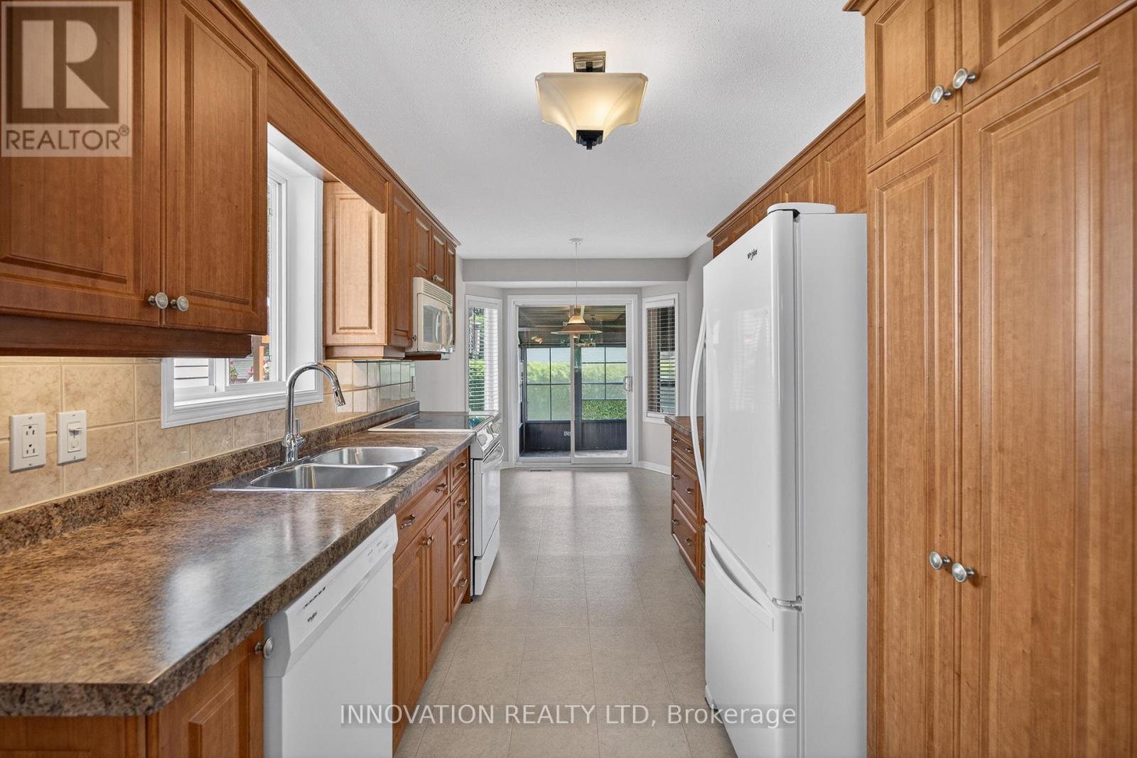 407 FLORA STREET - 12