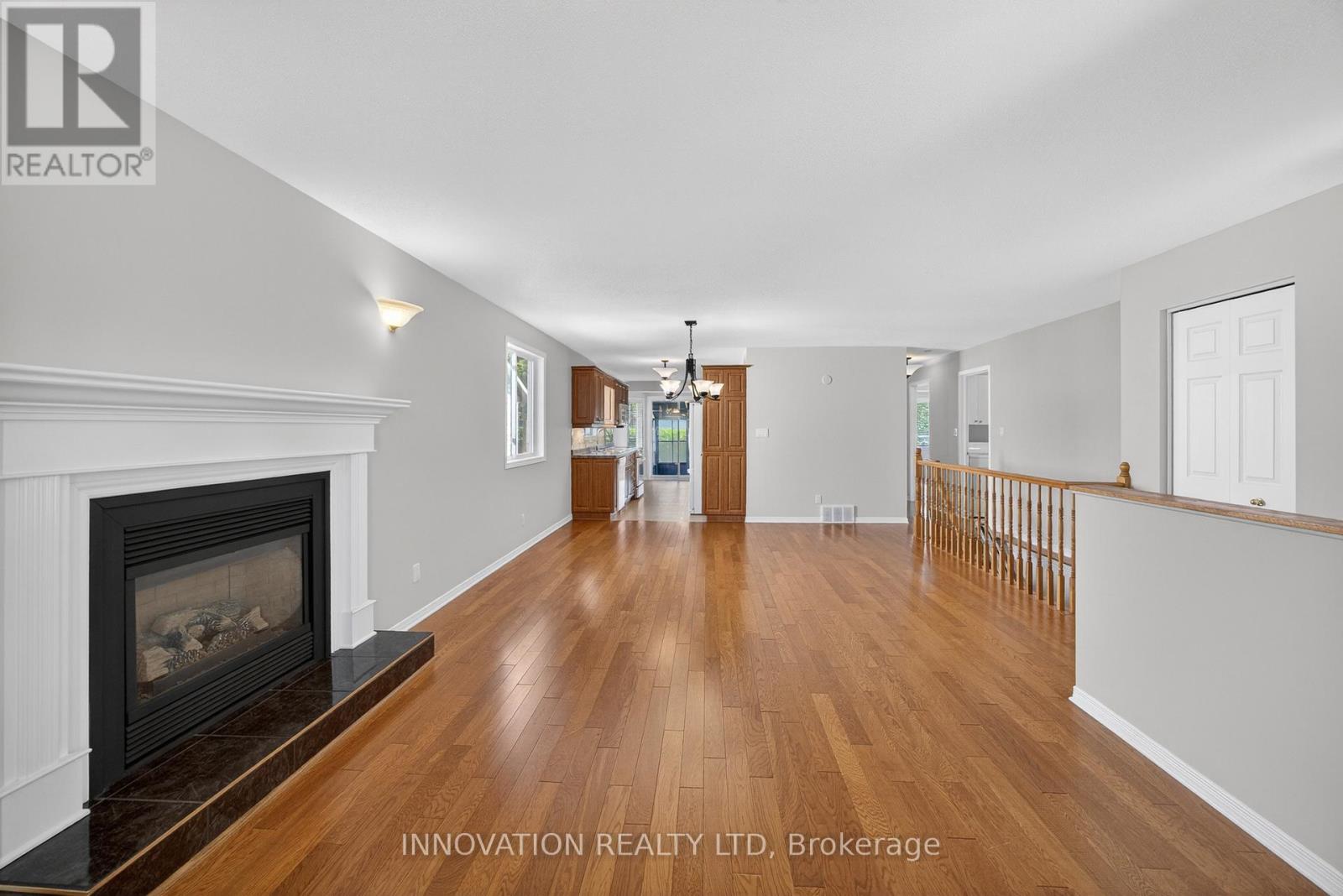407 FLORA STREET - 8