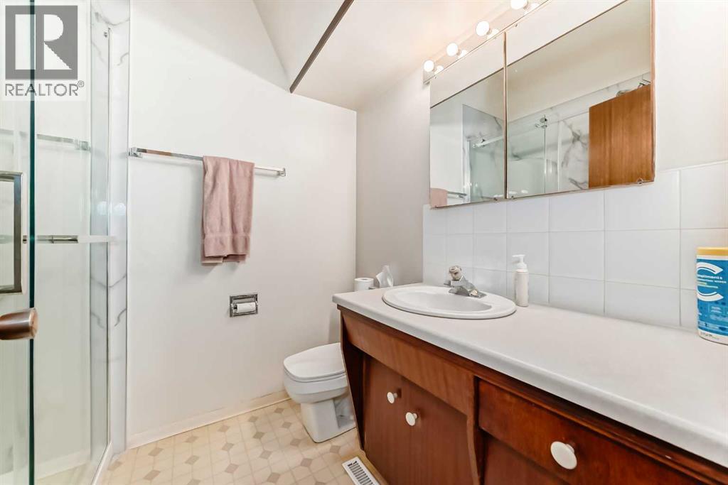 2224A 34 Street SW - 13