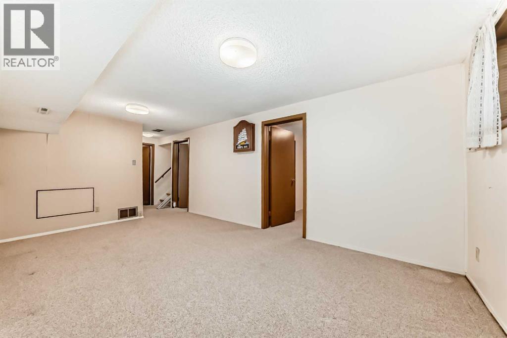 2224A 34 Street SW - 16