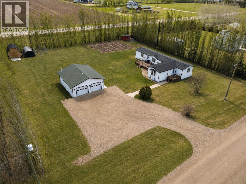 9229 95 Avenue - 1