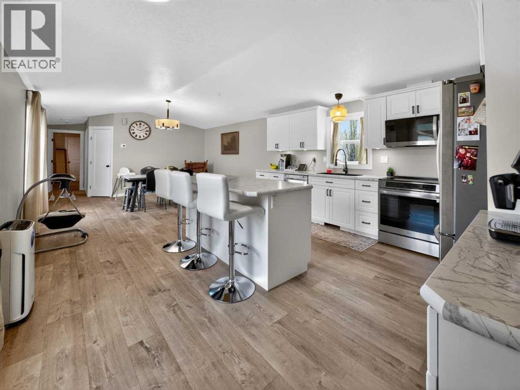 9229 95 Avenue - 5