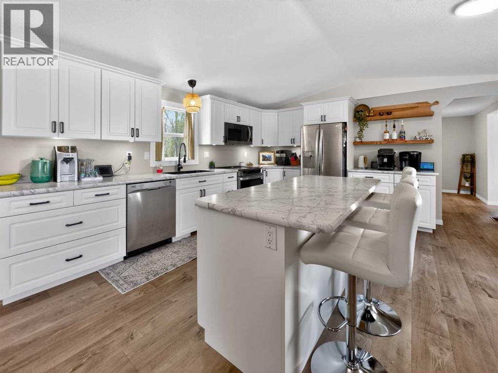 9229 95 Avenue - 6