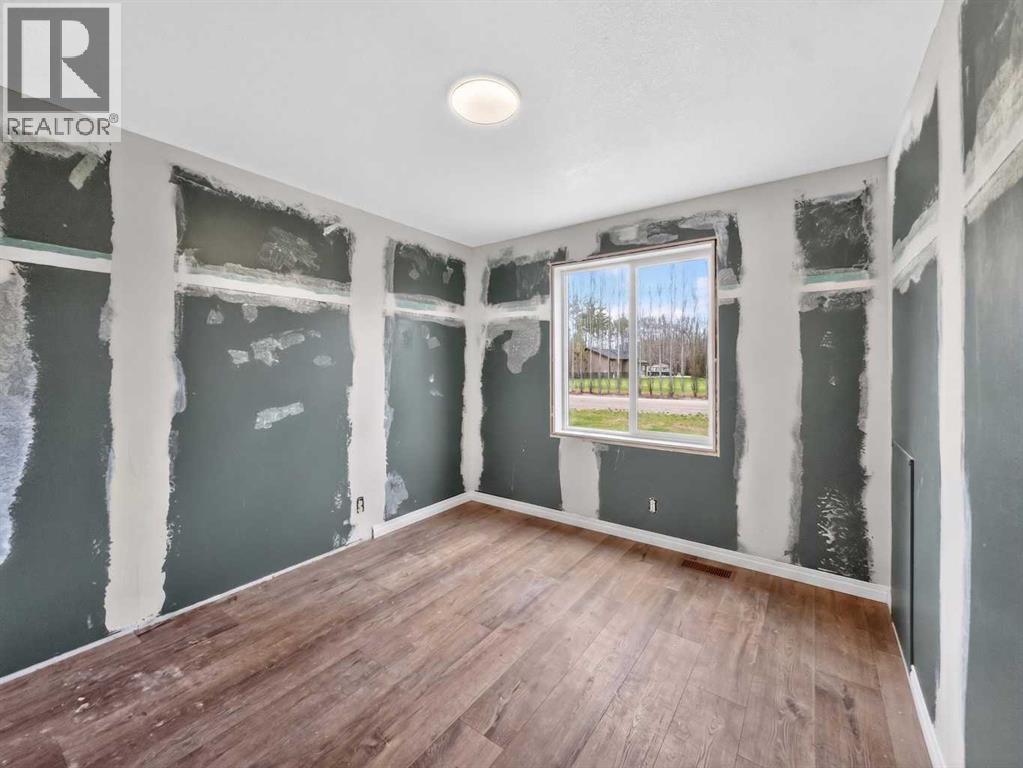 9229 95 Avenue - 22