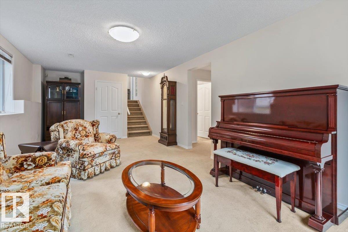 #9 2325 RIVERBEND RD NW - 31