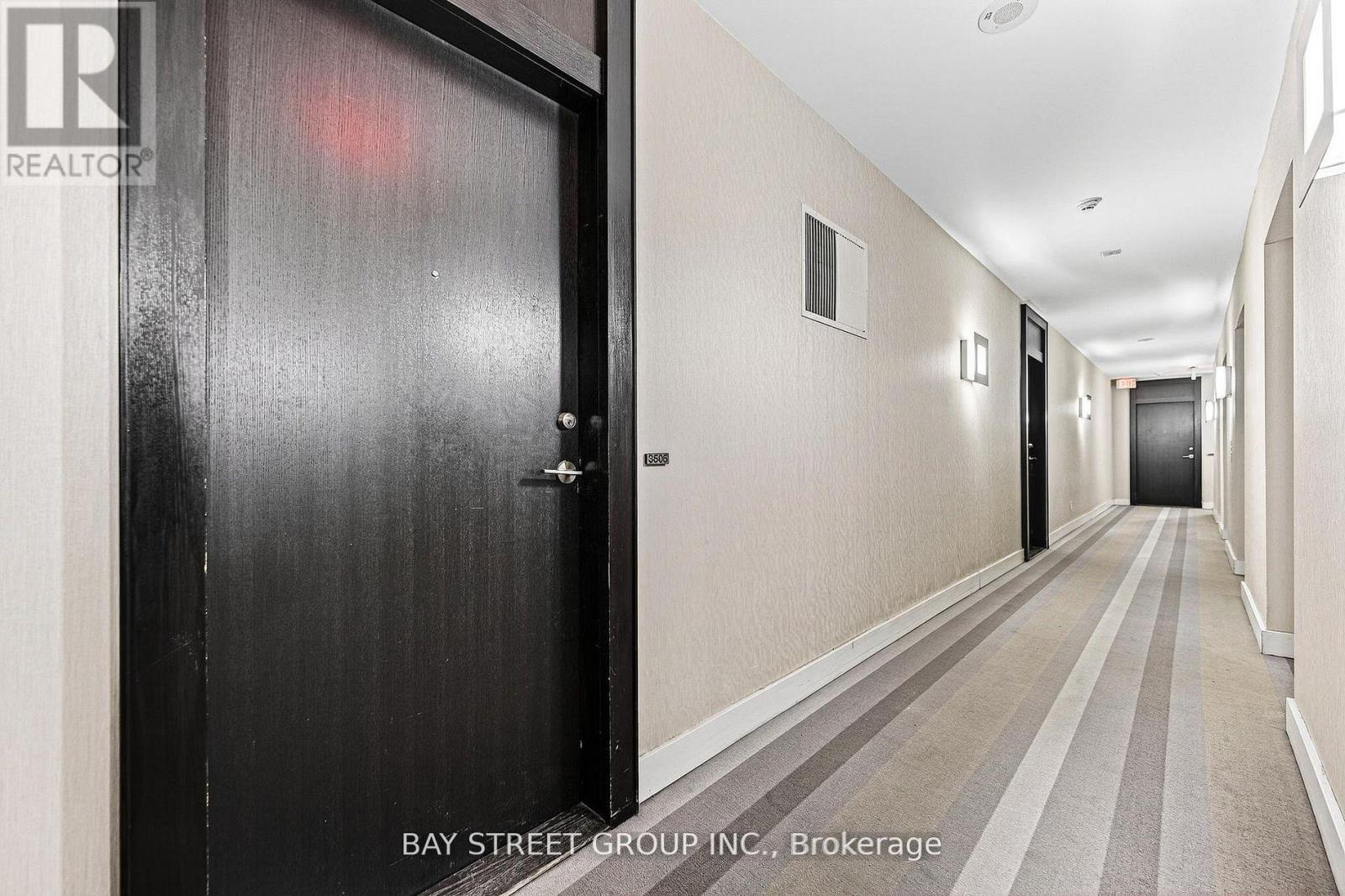 #3505 33 CHARLES STREET E - 26