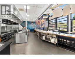 1193 Sunset Drive, Kelowna, BC V1Y0J5 Photo 9