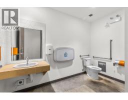 1193 Sunset Drive, Kelowna, BC V1Y0J5 Photo 15