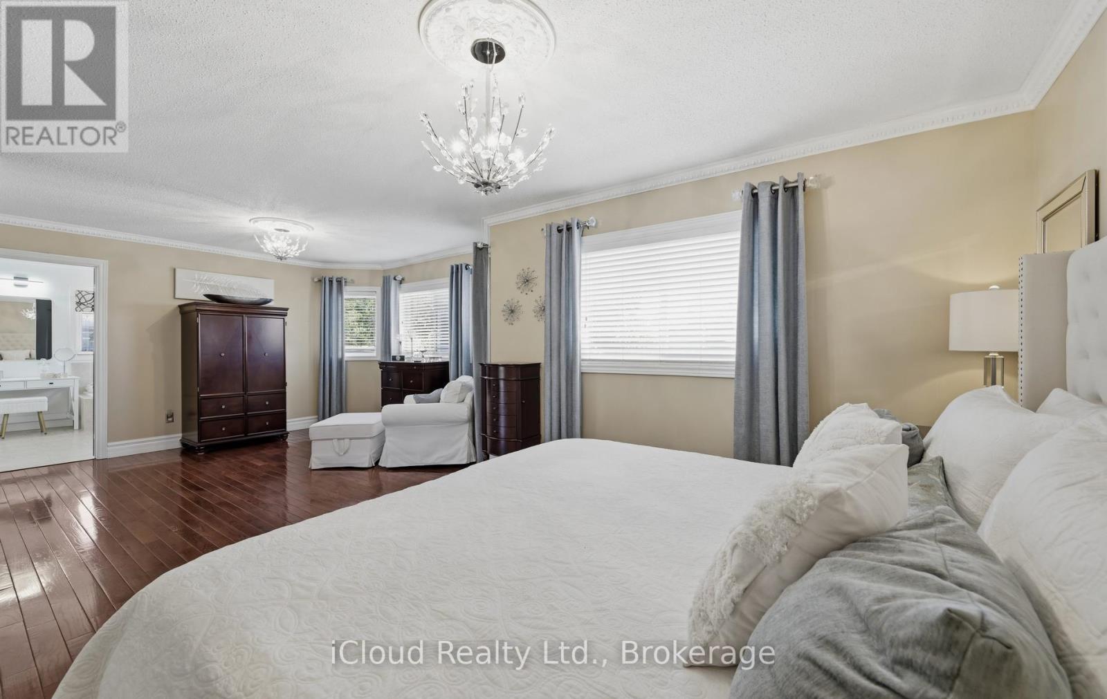 7 GAGNON GATE - 26