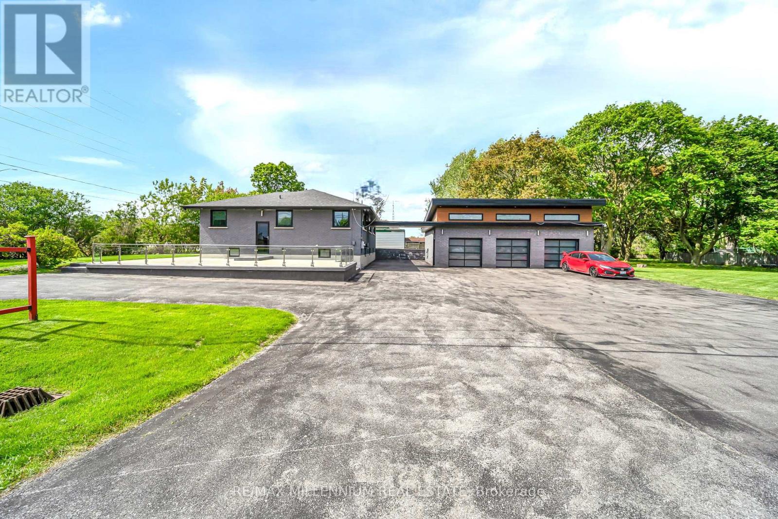 31 OLD LAKE RIDGE ROAD - 1