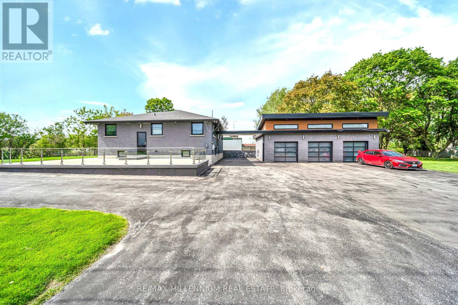 31 OLD LAKE RIDGE ROAD - 2
