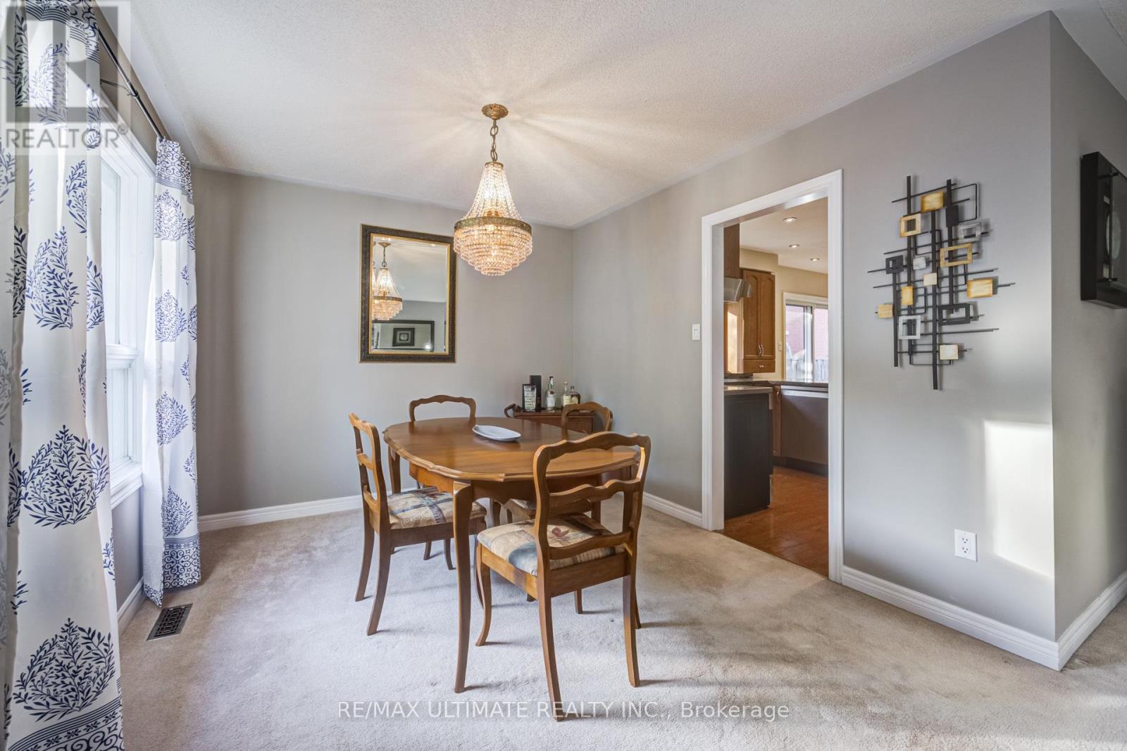 10 SOUTH BALSAM STREET - 10