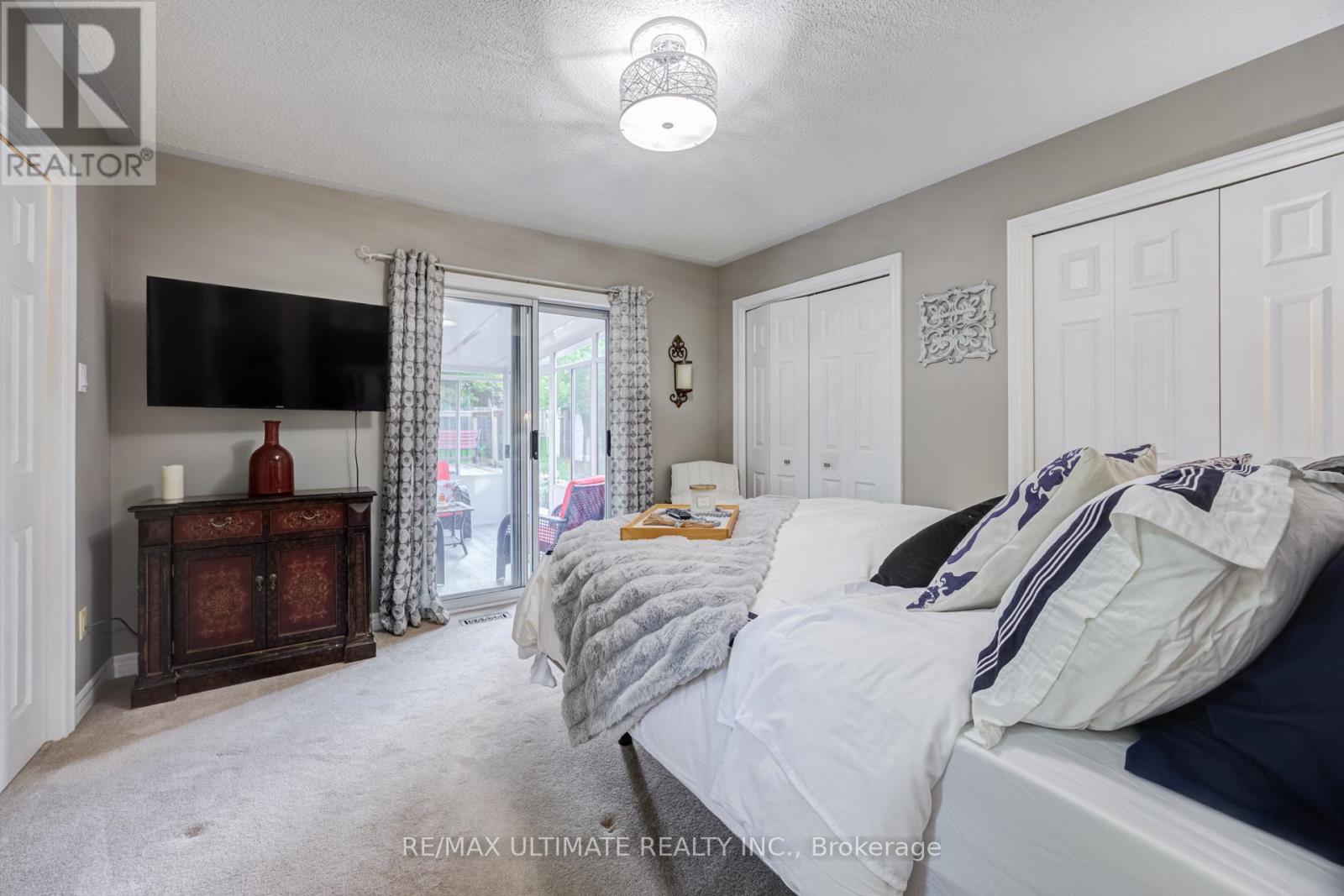 10 SOUTH BALSAM STREET - 16