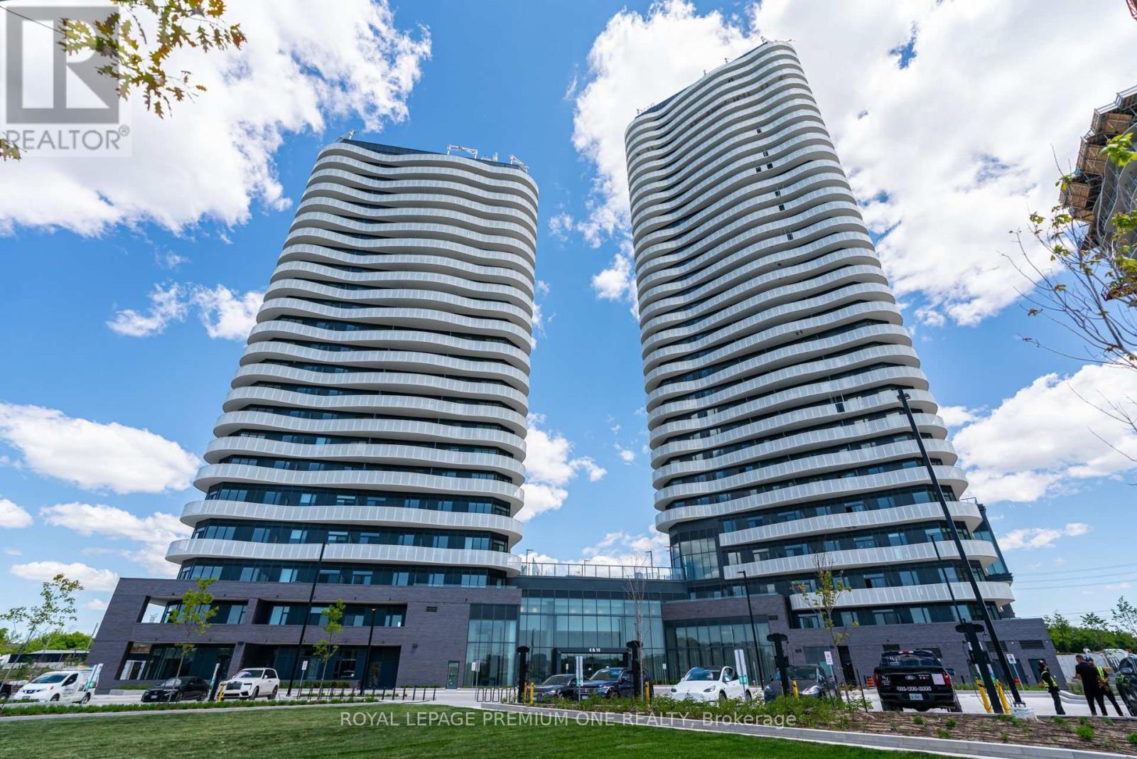 Listing photo of 318 - 10 FLAVELLE TRAIL