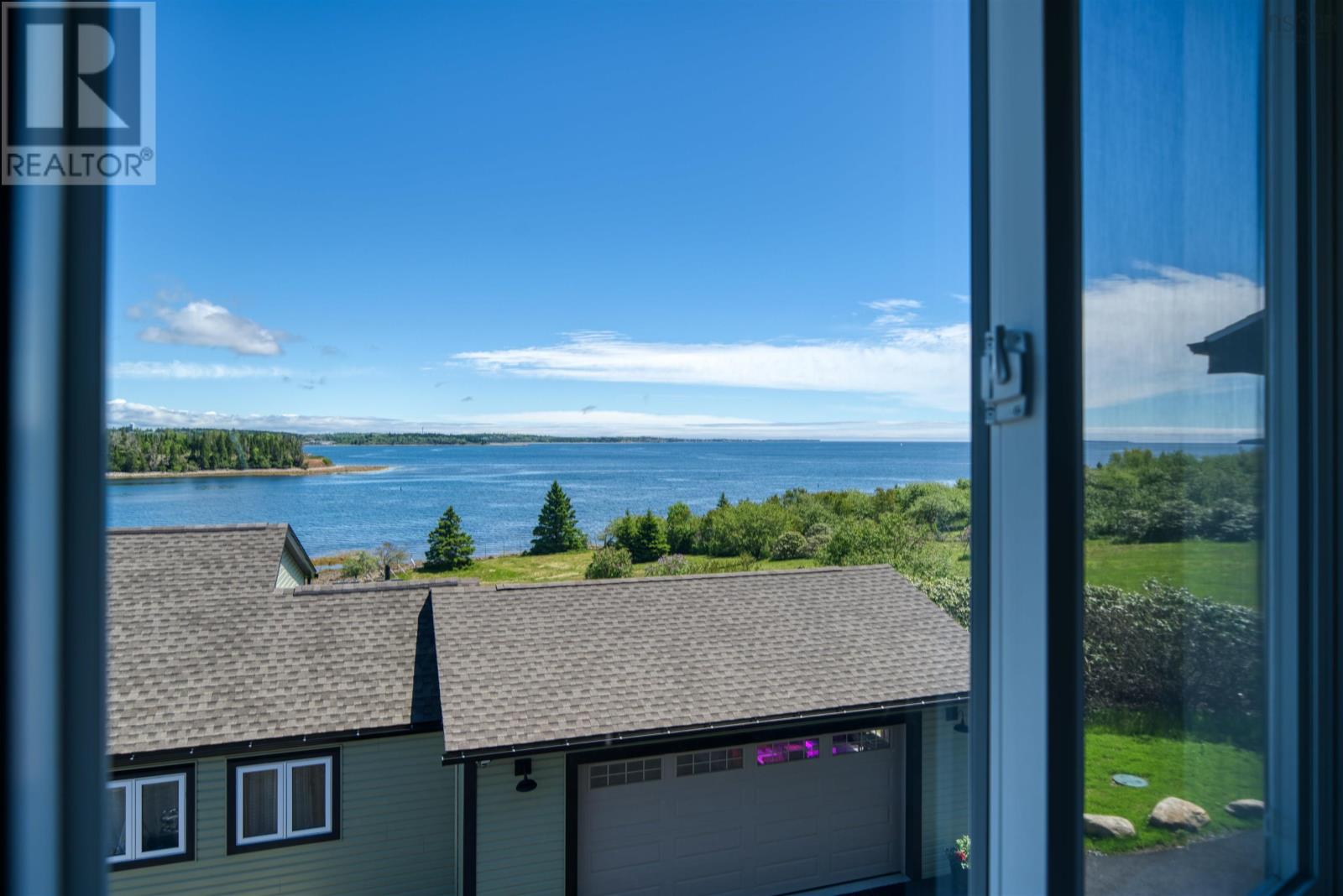 177 Corkums Island Road - 36