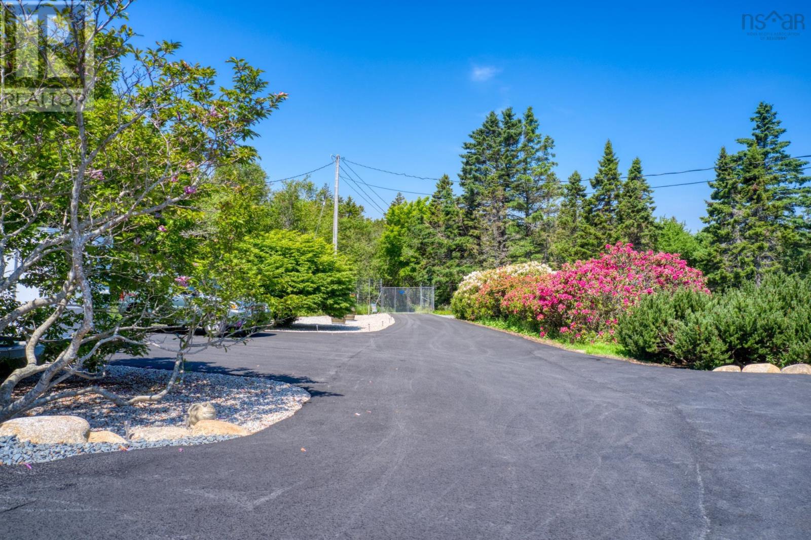 177 Corkums Island Road - 12