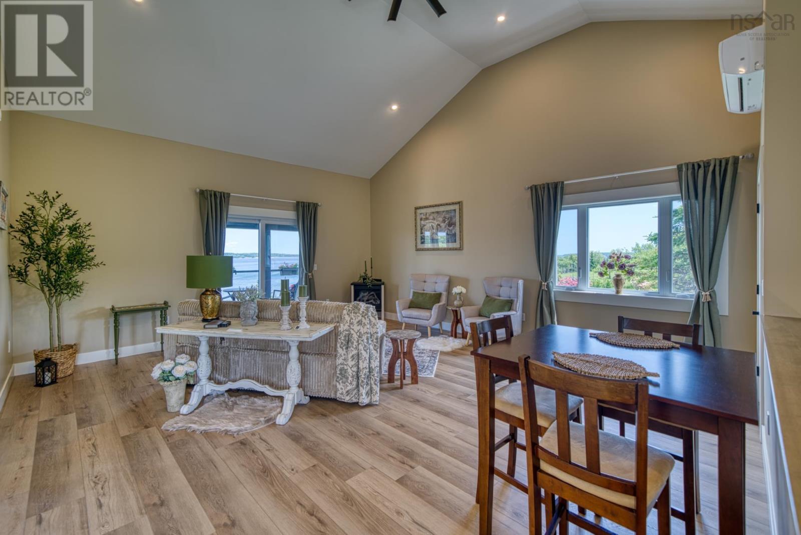 177 Corkums Island Road - 41