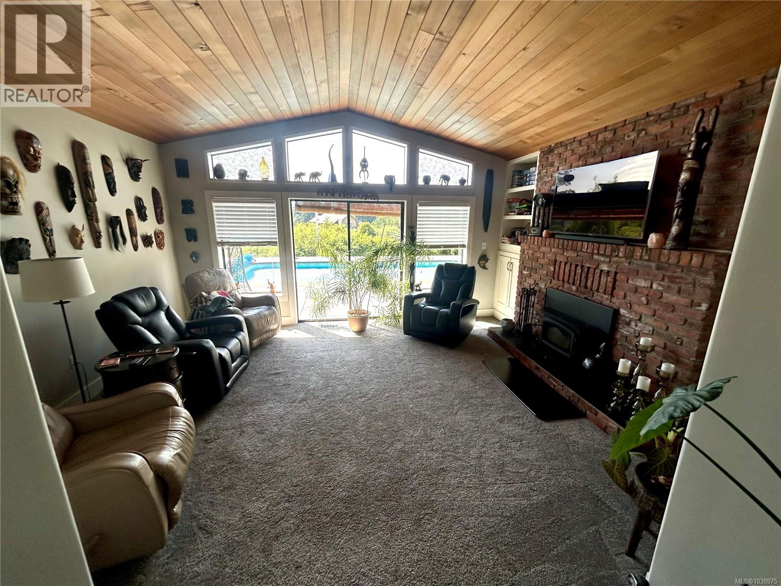 2440 Roome Rd, Duncan