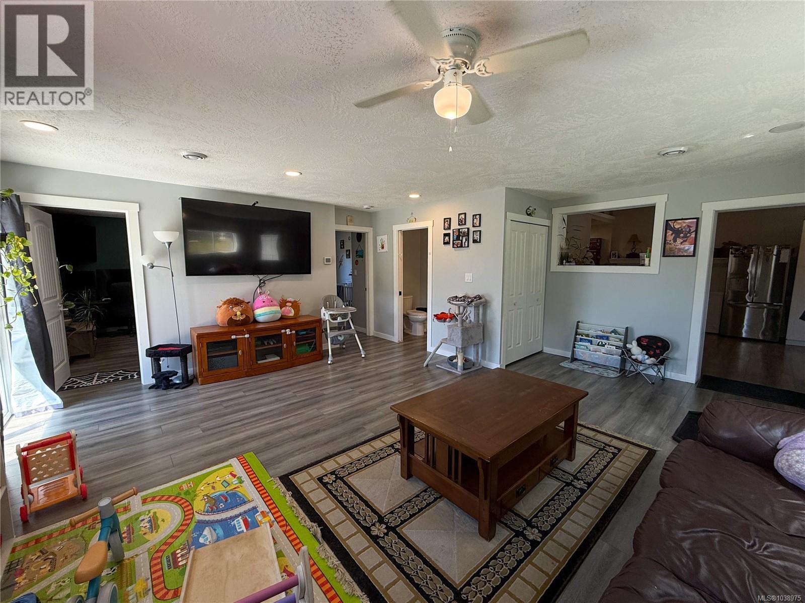 2440 Roome Rd - 36