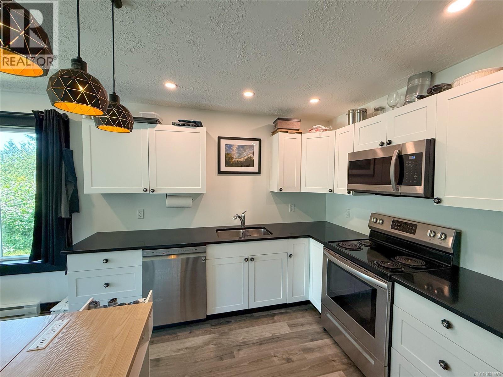 2440 Roome Rd - 48