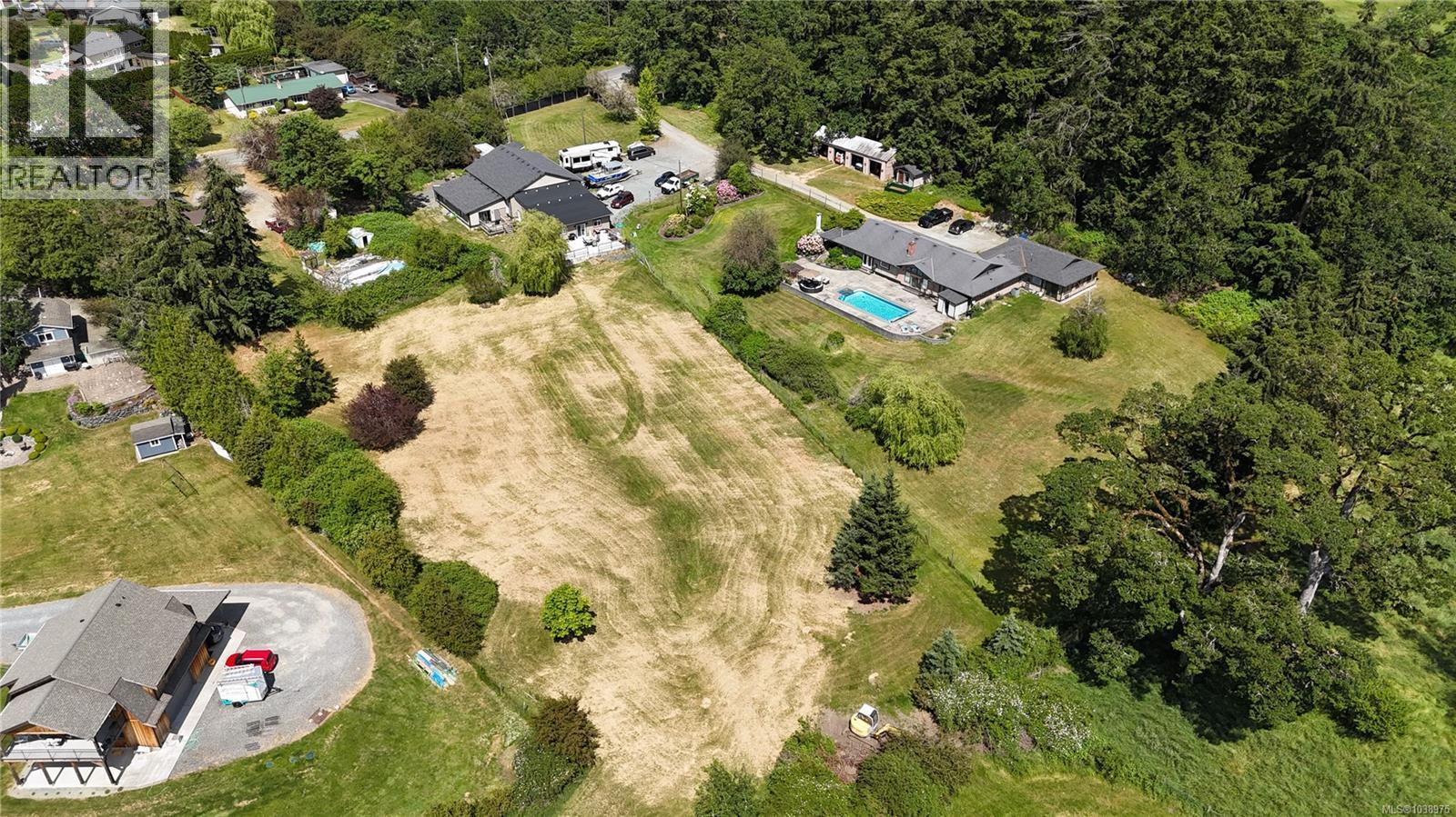 2440 Roome Rd, Duncan