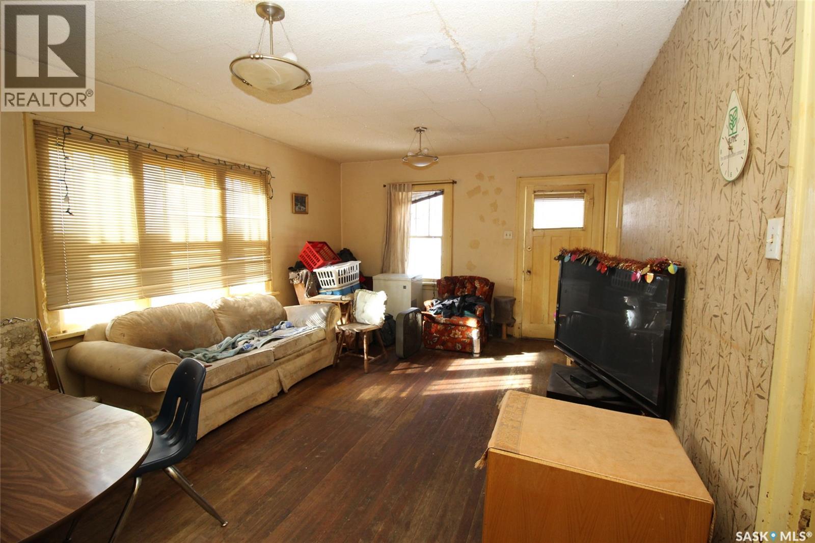 476 3rd STREET E - photo 5